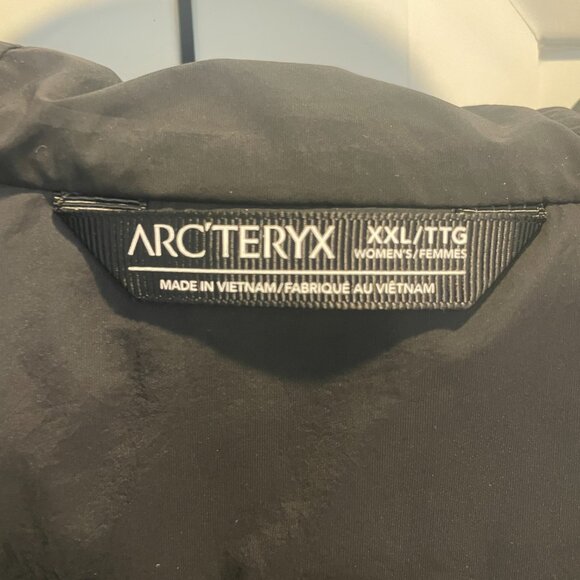 Arc'teryx Women's Proton Hybrid Insulated Hoodie - Black XXL - Picture 4 of 7